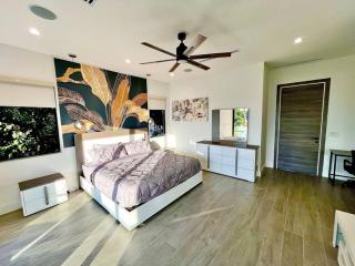 Botanical Oasis Home with 2 Pools - Fort Lauderdale - 1