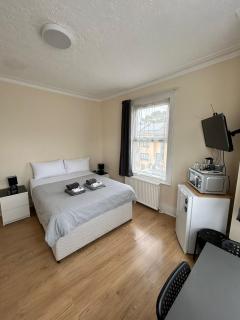 WIllesden Lodge Guest House - Londra - 7