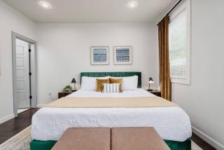 Mins to Downtown 3Brm w/ Gated Parking - San Antonio - 8