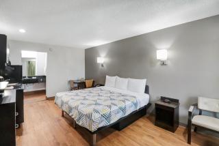 Studio 6-Bryan, TX - University Area - Bryan - 9