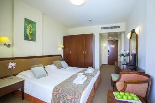 Aquamare Beach Hotel & Spa - Paphos - 7