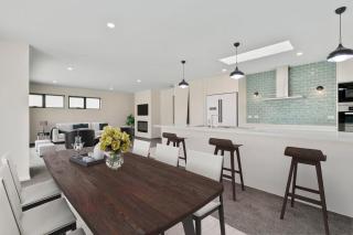 Lord Street Villa - Spacious Comfort & River Views - Hobart - 9