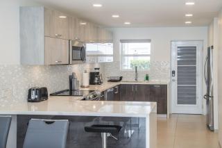 232C South Finger - Jolly Harbour - 5