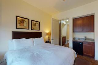 LV213 Single Story 2 Bedroom with a 2 Car Garage - La Quinta - 4