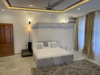 West Coast Villa - Limbe - 2