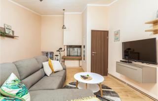 Amazing Home In Marcana With Jacuzzi - Marčana - 7