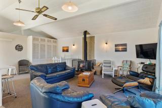 Beachfront Favourite - Foxton Beach Holiday Home - Foxton Beach - 5