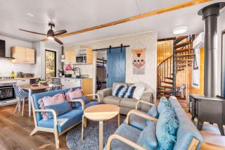Delightful Container House with Views - Hartley - 0