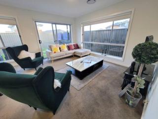 5 bedroom new house (no stairs) - 8