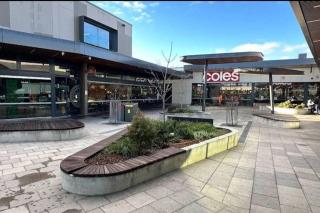 5 bedroom new house (no stairs) - 6