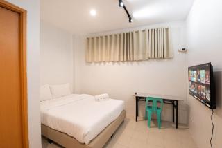 JP Santiago Studio Makati J303 - Manila - 0