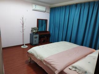 空中花园国际民宿 贵阳火车站店 近甲秀楼 黔灵山公园 花果园白宫 二七路小吃街 - 2