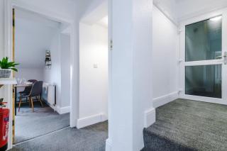 2-Bed Victorian Oasis in Chester - 1