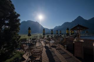 Boutique Hotel Bellevue Lermoos - 9