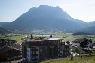 Boutique Hotel Bellevue Lermoos - Lermoos - 0