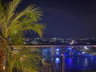 Riverside Hotel Hà Nam - 1