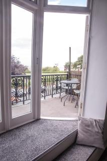 SEAVIEW - Private Balcony - Contractors - Cleethorpes - 9