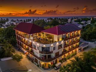Araamu Hotels Maldives at Dhiffushi - Dhiffushi - 0