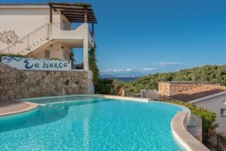 Elegant Residence Ea Bianca 2 Bedroom sleeps 6 extra bed available n0715n - Cala Bitta - 8