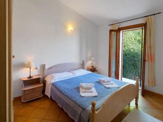 The Fantastic Residenza Badus 1 Bedroom Apartment sleeps 4 no0811m - 0