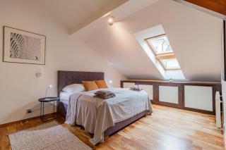 Prague Days - Spacious 117m2 Attic Retreat w AC - Near Old Town sq - Prague - 2