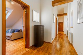 Prague Days - Spacious 117m2 Attic Retreat w AC - Near Old Town sq - Prague - 5