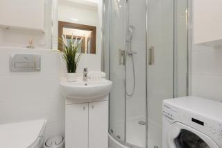 Dickens St Apartment Warsaw by Noclegi Renters - Varsavia - 2