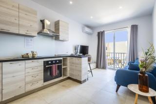 Serafina's Apartment 5 min walk from St Julians - San Ġwann - 0