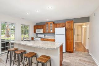 HOT TUB - Grand Haven/Spring Lake Waterfront Home - Spring Lake - 2