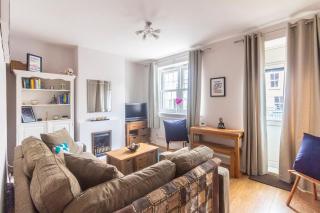 Modern & Cozy 1BDR Apt wExcellent Travel Links - Londra - 9
