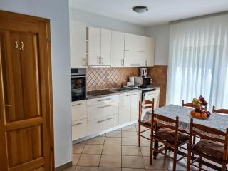 Apartment Hrastov - Soline - 1