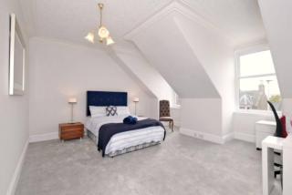 Luxury West End Apartment - 2