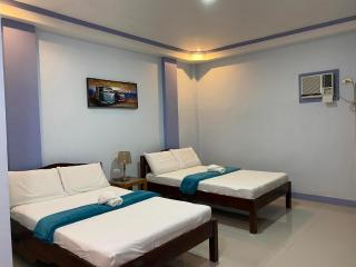 Merangie Travellers Inn - Dauis - 0