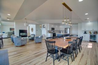 Grove Hideaway Vacation Rental with Boat Dock! - Grove - 7