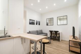 Velarde, confort para 2 en barrio Malasaña - 5