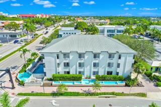 Naples Park Central Hotel - Naples - 8