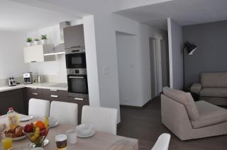Holiday in Arles -Villa Jacuzzi - Arles - 3