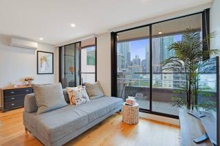 Bright 2B apt next to Flagstaff Garden freeparking#FG10 - 0
