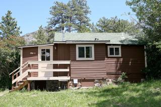 Triple R Cottages- 5 cabin - 0