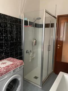 Comfortable room suitable 1-2 pax - Bologna - 3