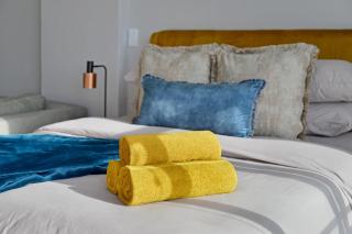 Emily - Sunny 1 bed Apartment with stunning City & Ocean Views - 7