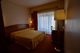 Villa Sirena Hotel e Ricevimenti - Durazzano - 5