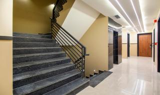 Treebo The Armani Near IGI Airport - 5