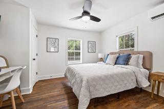 Charming Saints Street Cottage - 6