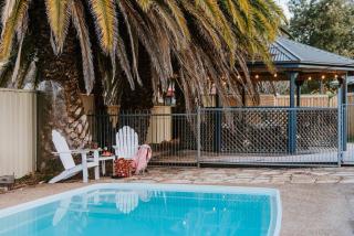 'The Gladstone' An Expansive Outdoor Oasis in Town - Mudgee - 9