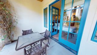 LV111 Downstairs 1 Bedroom Legacy Villa Lock-Off - 1