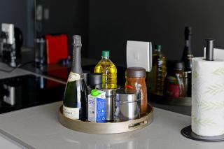 Zara - Luxurious 1 bed, City & Mountain Views in City Centre - 4