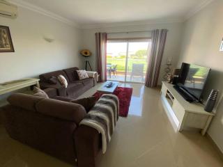 Beautiful 2 bed townhouse on Boavista golf course - Lagos - 4