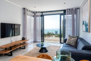 Luxury Bellagio 302 with Sea Views and Inverter - Durban - 0