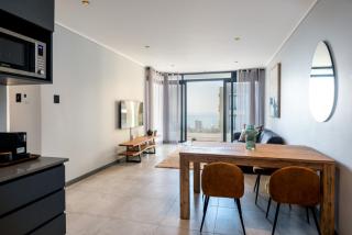 Luxury Bellagio 302 with Sea Views and Inverter - Durban - 8